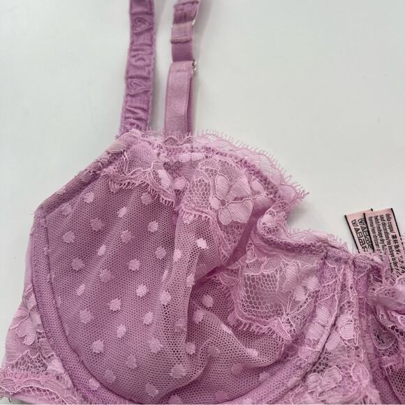 Victoria’s Secret Pink Push Up Without Padding Lace Underwire Bra - Picture 4 of 4